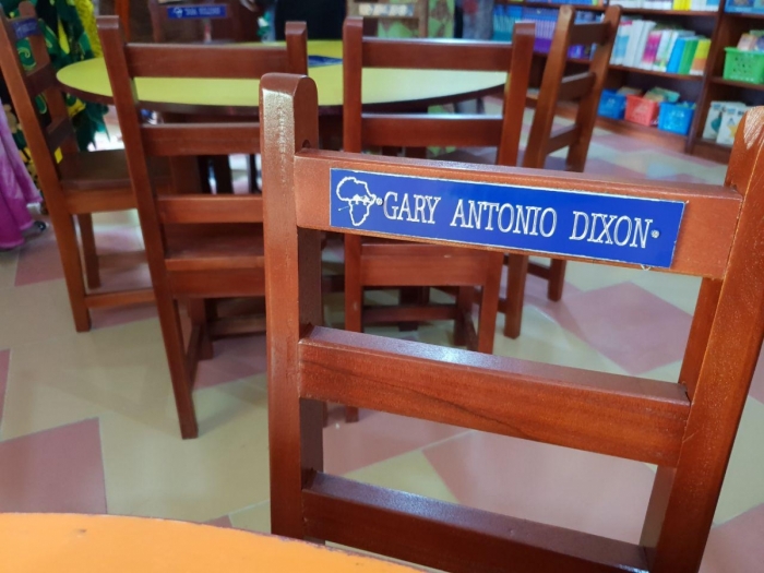 Library (Gary Antonio Dixon)