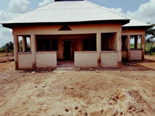THE CORDELLA SUTHERLAND CLINIC