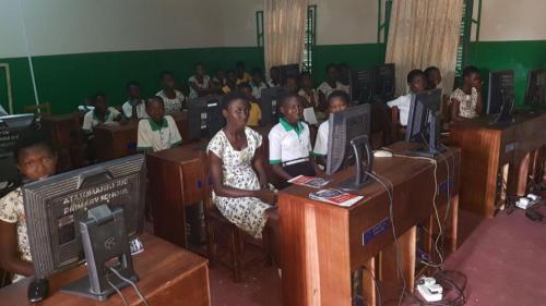 Desks For students (23)