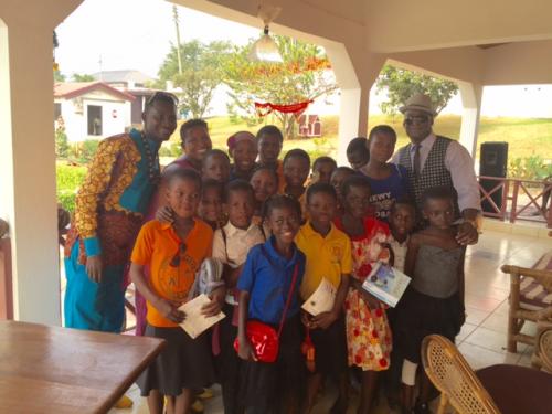 Scholars around the community (6)